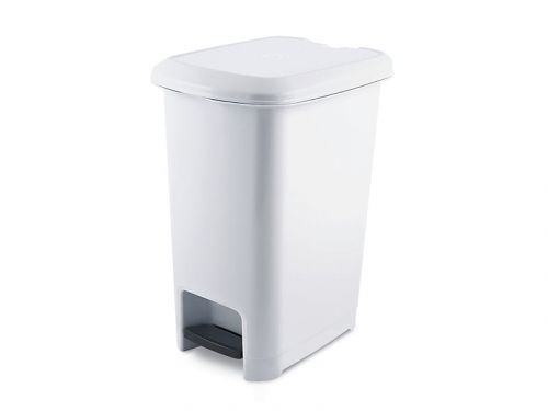 UCSAN DUSTBIN WITH PEDAL 25 LITERS M-1054